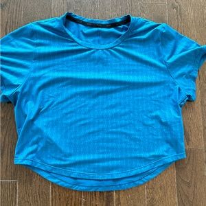 Nike Women’s running crop T-shirt, size XL
